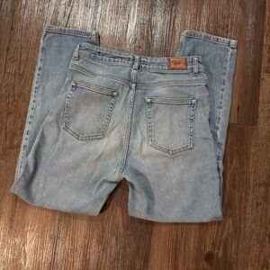 BDG Women’s Girlfriend Jeans in Light Blue